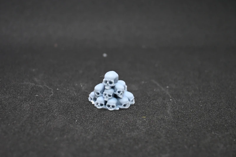 Tas de crânes en résine – Décors / Objectif Wargame 28mm (Non peint)